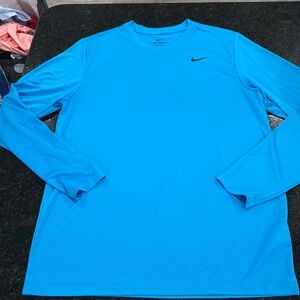 Men’s Nike Dri Fit Large